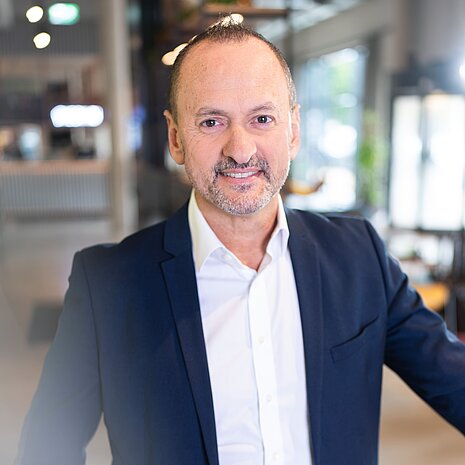 Porträt Verkaufsleiter Andrea Seddio